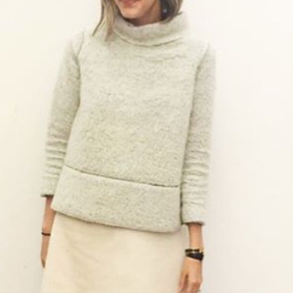 COPY - ZARA high neck sweater - Picture 1 of 3